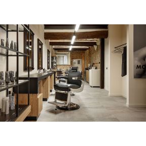 Takara Belmont Apollo 2 Barbers Chair